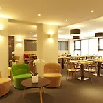 شتاخوس 3*