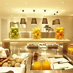 شتاخوس 3*
