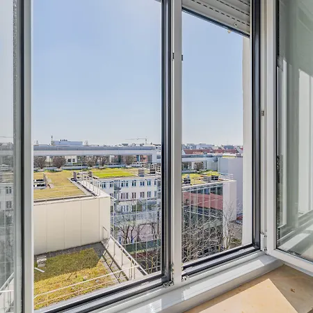 Stachus 3*