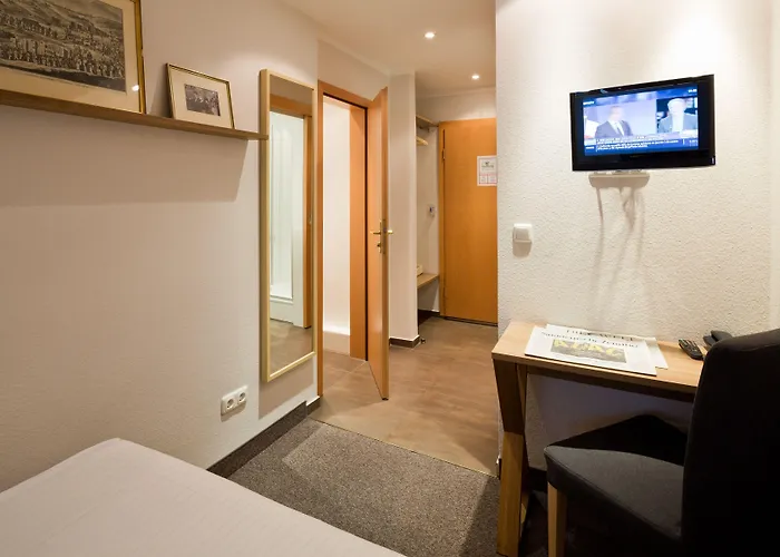 施塔胡斯酒店 酒店