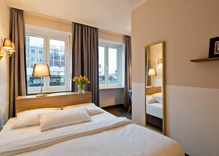 施塔胡斯酒店 3*