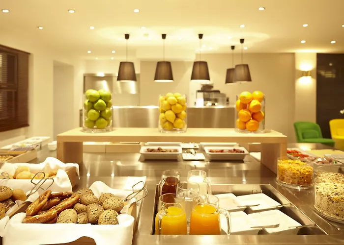 施塔胡斯酒店 3*